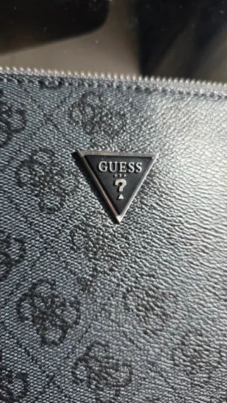 Guess Milano Smart Clutch Negro