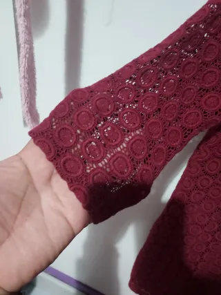 Vestido 5 y 6 años color vino de encaje con forro