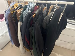 Ropa de marca: estrenada y sin estrenar