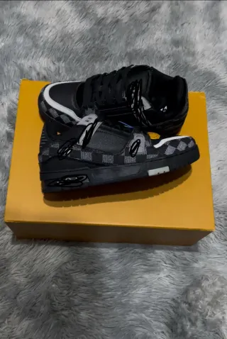 Louis Vuitton Trainer