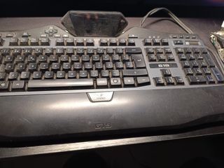 Teclado Logitech G19 Gaming LCD