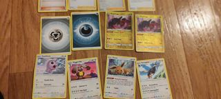 44 Cartas Pokémon Inglés y libro