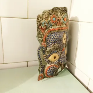 Máscara Tibetana Antigua Decorada