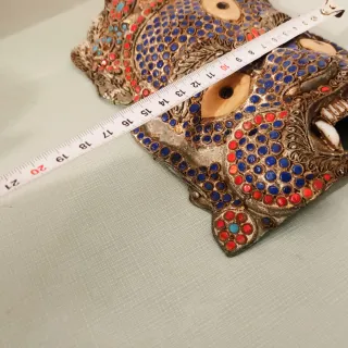 Máscara Tibetana Antigua Decorada