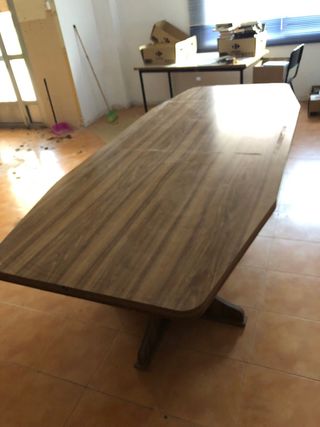 Mesa de reuniones de madera SOLO HOY Y MAÑANA