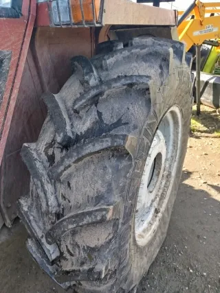 Tractor Fiat New Holland 70-66 DT