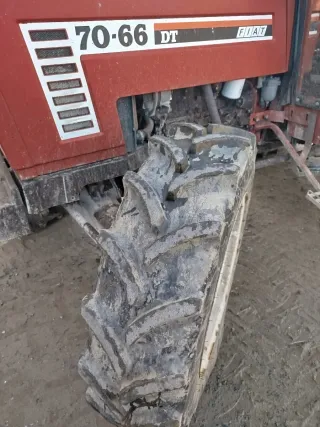 Tractor Fiat New Holland 70-66 DT