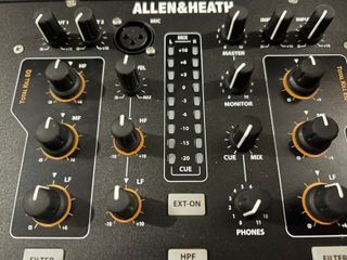 Mesa DJ Allen & Heath XONE 23C