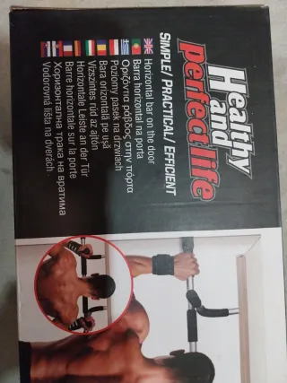 Barra multifunción para puerta