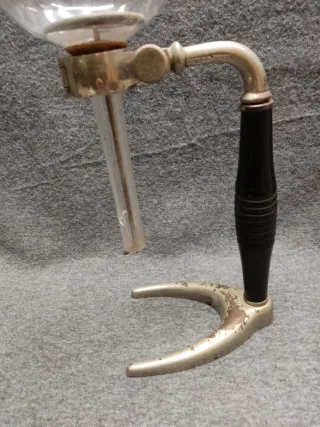 Antigua cafetera de bola Cona