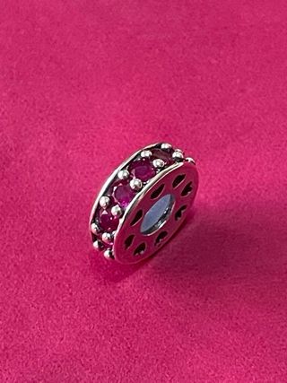 Charm Corazón Rojo y Plata