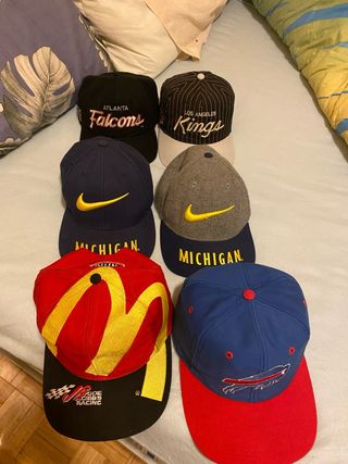 Conjunto di Cappelli Vintage