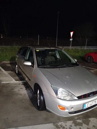 Ford Focus 2000