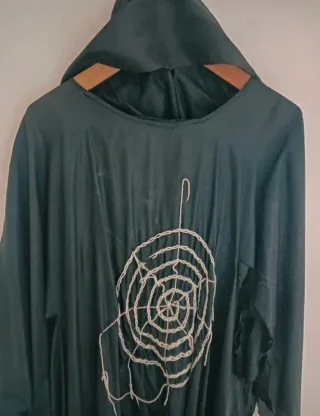 Costume carnevale nero unisex con cappuccio