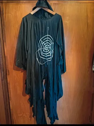 Costume carnevale nero unisex con cappuccio