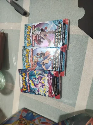Caja metálica Pokémon Trading Card Game