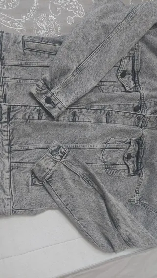 Chaqueta Vaquera con Capucha