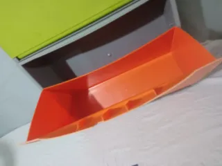 Zapatero plástico verde y naranja