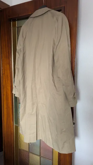 Gabardina Aquascutum Beige