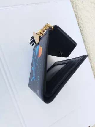 Portafoglio donna floreale con ciondoli