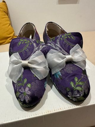 Traje de Fallera Morado con plata.