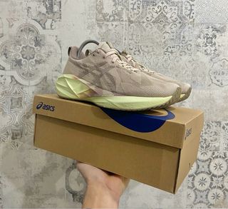 Asics Novablast 5 - Taglia 40.5