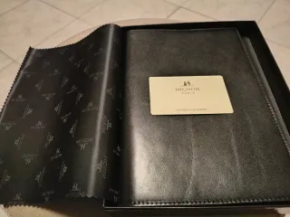 Quaderno rilegato in pelle