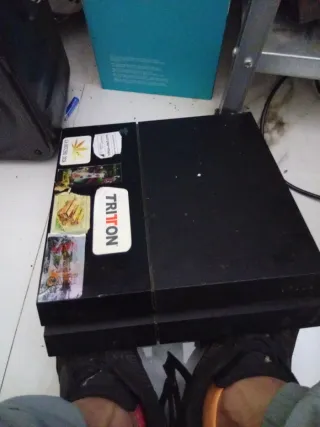 Consola PlayStation 4 Negra