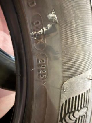 4 Neumaticos Michelin eprimacy 1000km recorridos.