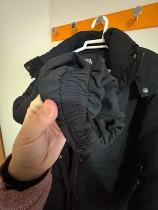 Anorak impermeable Zara negro