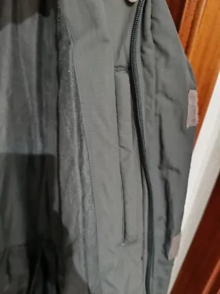 Abrigo Adidas Vintage Negro y Beige