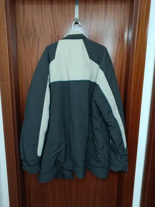 Abrigo Adidas Vintage Negro y Beige
