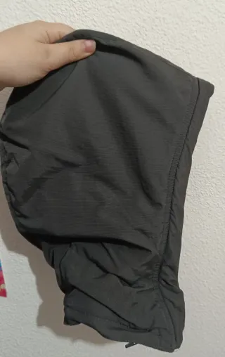 Abrigo Adidas Vintage Negro y Beige