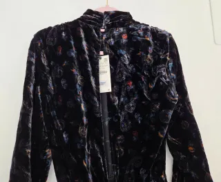 Vestido mini terciopelo estampado paisley Zara