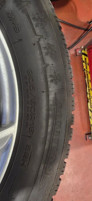 Juego de 4 Llantas Ford