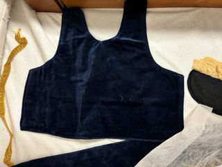 Saya bordada en aplicación virgen 80 cm