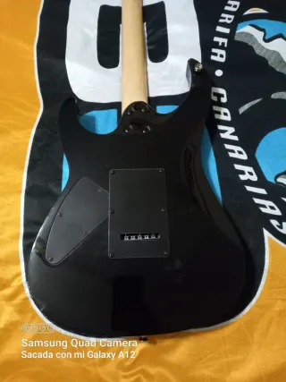 Guitarra Eléctrica Cort X2 Negra