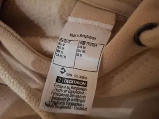 Felpa beige con cappuccio