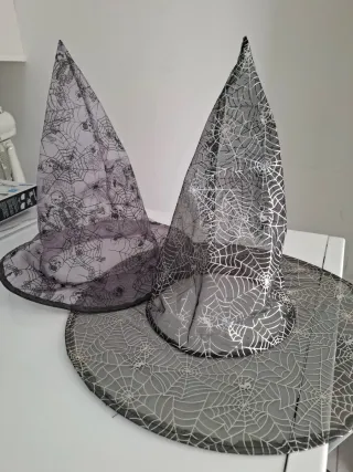 Cappelli da strega Halloween nuovi mai usati / New