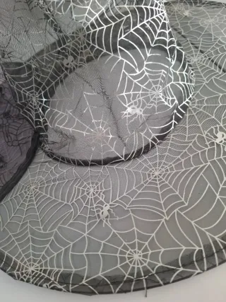 Cappelli da strega Halloween nuovi mai usati / New