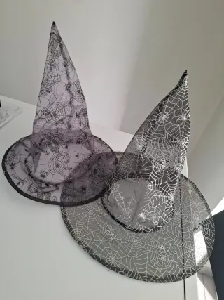 Cappelli da strega Halloween nuovi mai usati / New