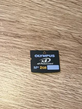 Cartão Olympus xD-Picture M+ 2GB