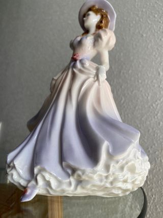 Figura de porcelana Royal Worcester "Catherine"