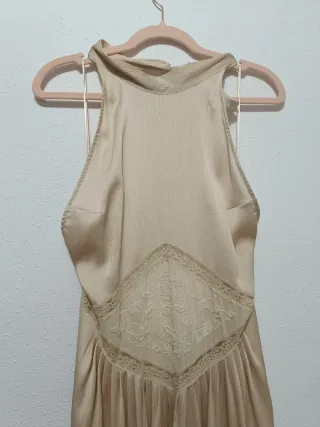 Vestido largo Zara satinado bordado Talla L