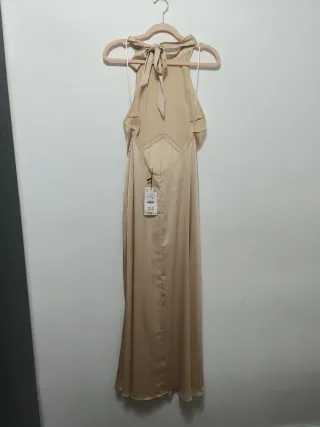 Vestido largo Zara satinado bordado Talla L