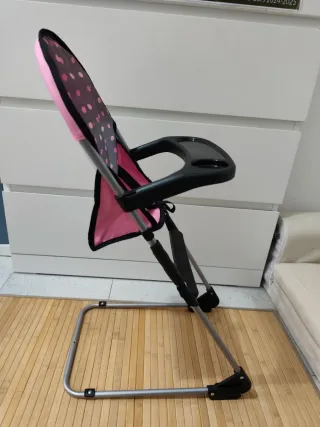 Trona para muñecas con bolso