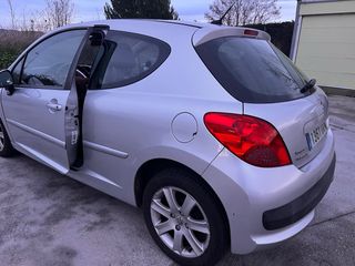 Peugeot 207 2009