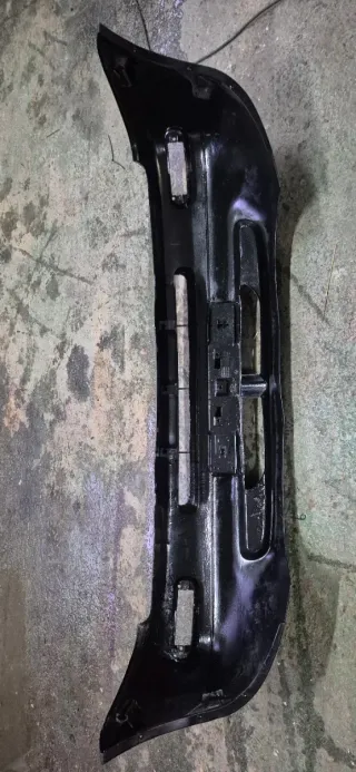 Parachoques Nissan Terrano 2