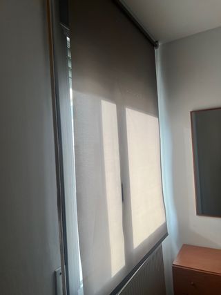 Estor enrollable gris