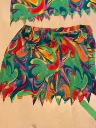 Disfraz colorido top y falda